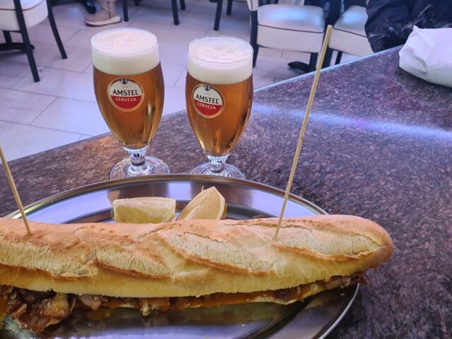 OFERTA BOCADILLO Y 2 CAÑAS