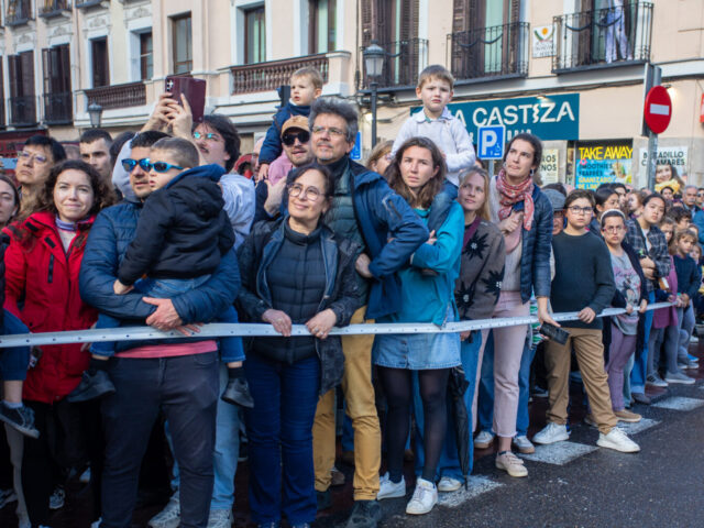 Semana Santa en Madrid 2026: procesiones, cortes y transporte alterado día a día (guía real para moverte sin perder tiempo)