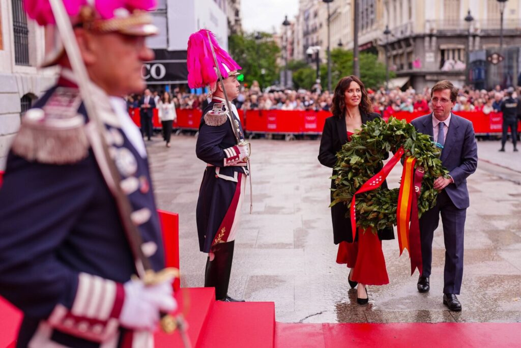 Madrid honra a los héroes del Dos de Mayo en una jornada marcada por la lluvia y la memoria histórica
